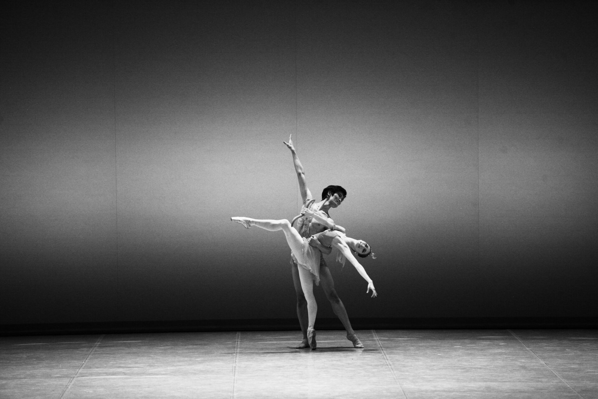 Трансляция. Открытый российский конкурс артистов балета «Арабеск» им. Екатерины Максимовой. Гала-концерт лауреатов и дипломантов конкурса 2012 года