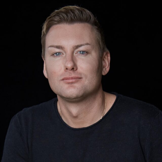 Александр Егоров