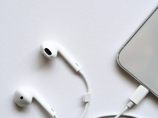 Не Малером единым: обзор альбомов года из рейтинга Apple Music