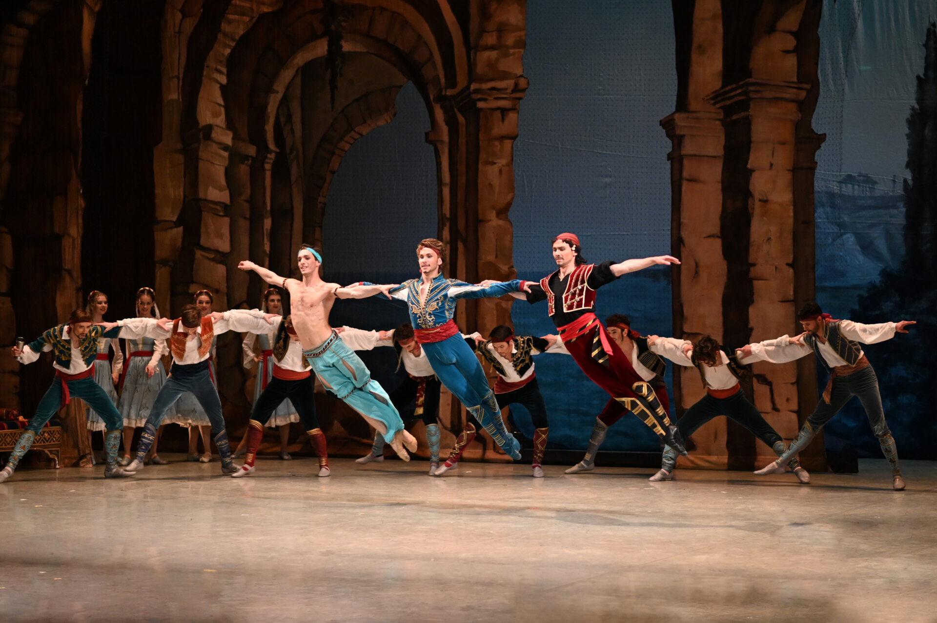 Гастроли балетной труппы в Санкт-Петербурге