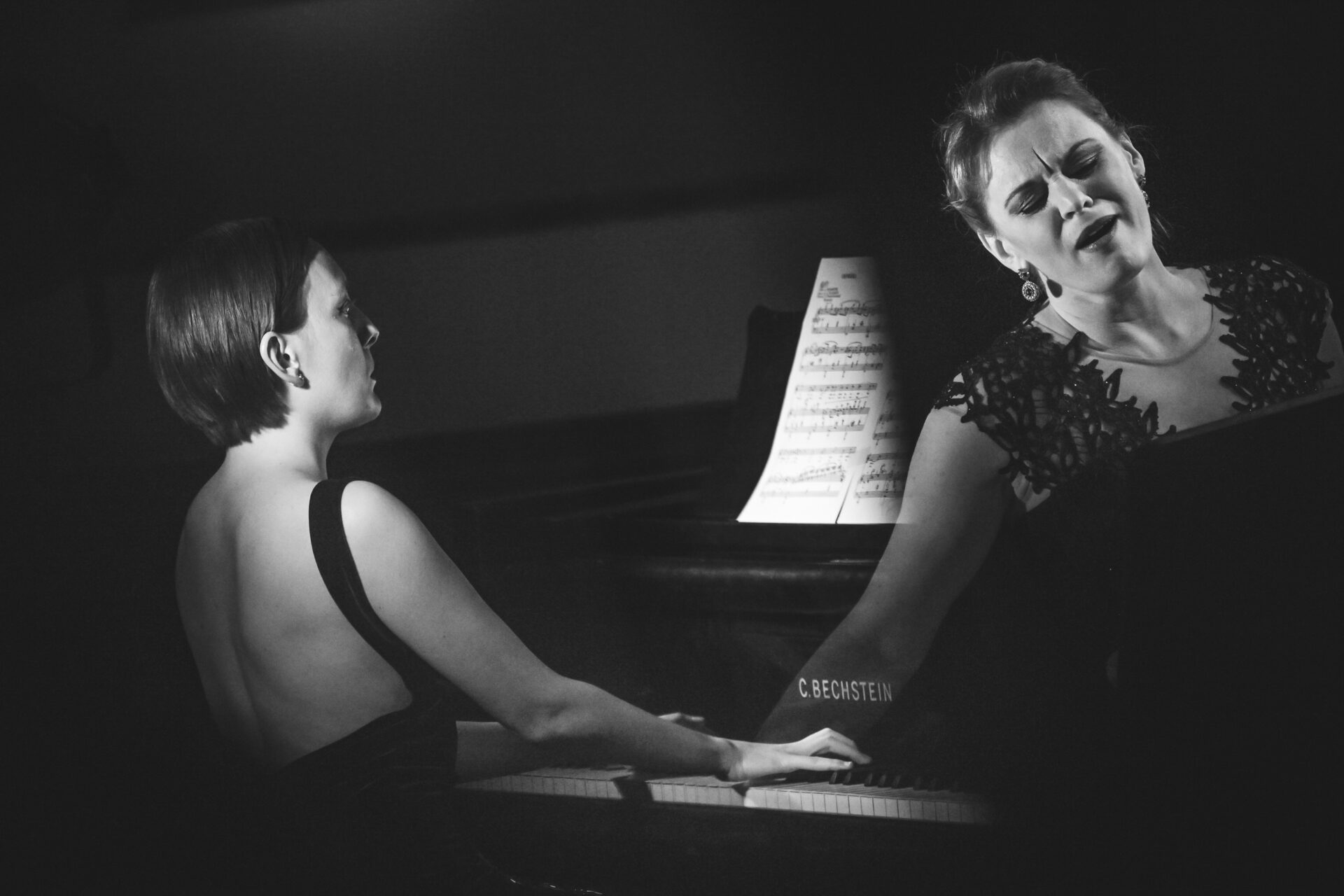 Антология русской музыки. «Дыша духами и туманами…»