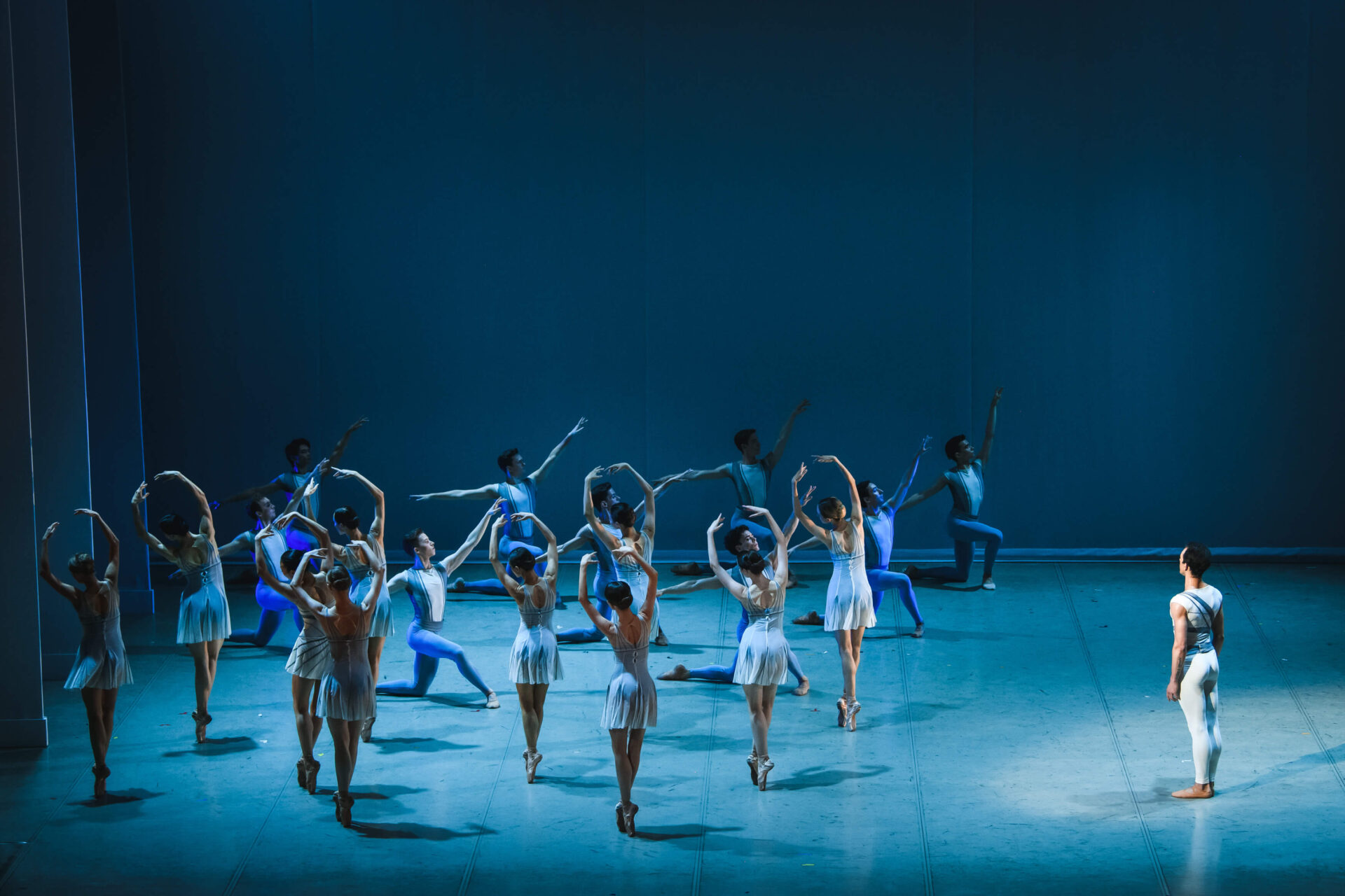 «Озорные песни», «Когда падал снег», «Концерт № 5» на фестивале «Золотая Маска»