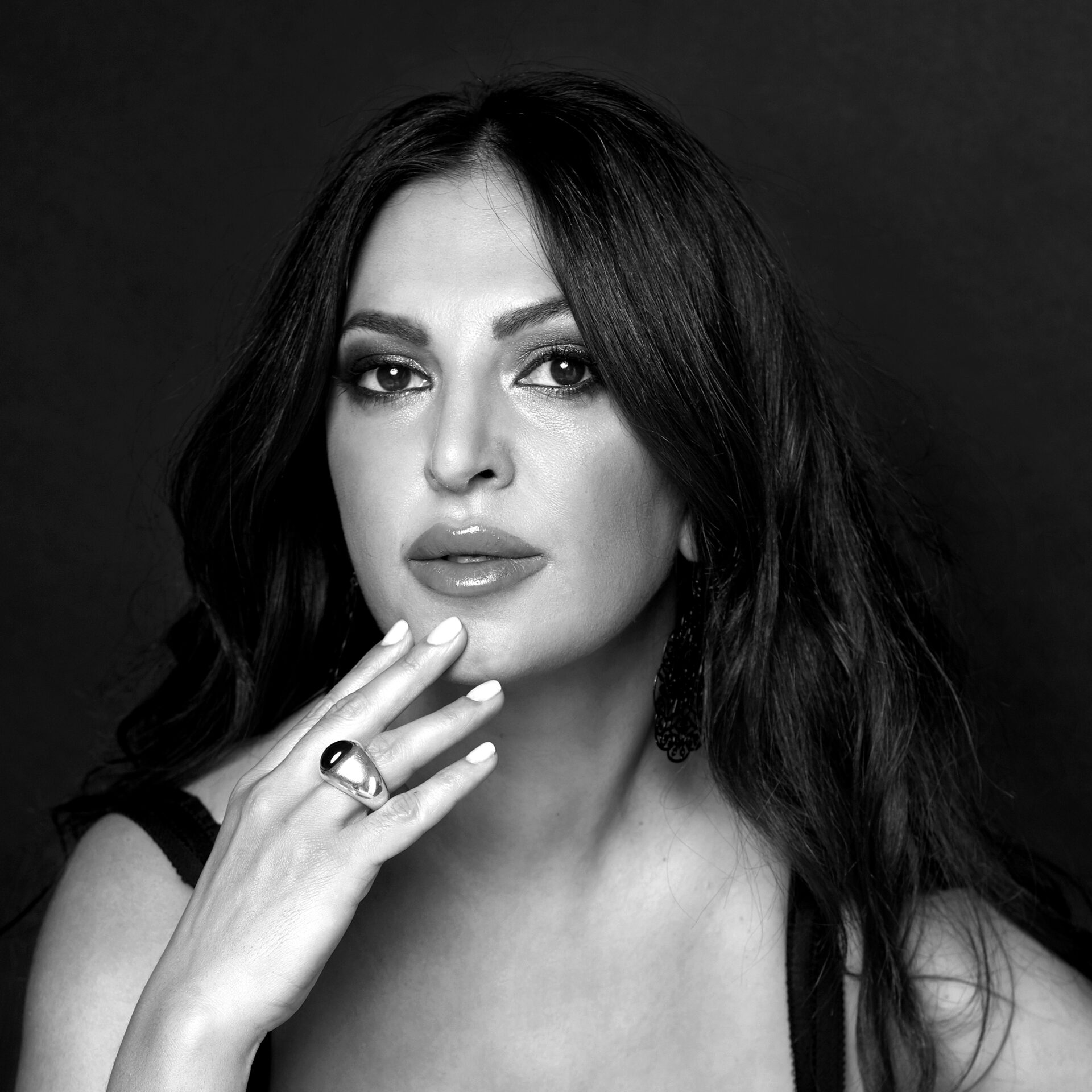 Карина Флорес