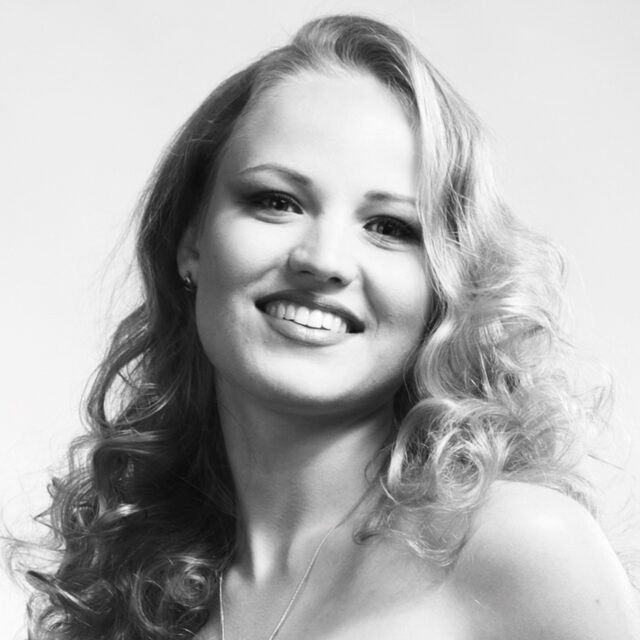 Александра Соколова