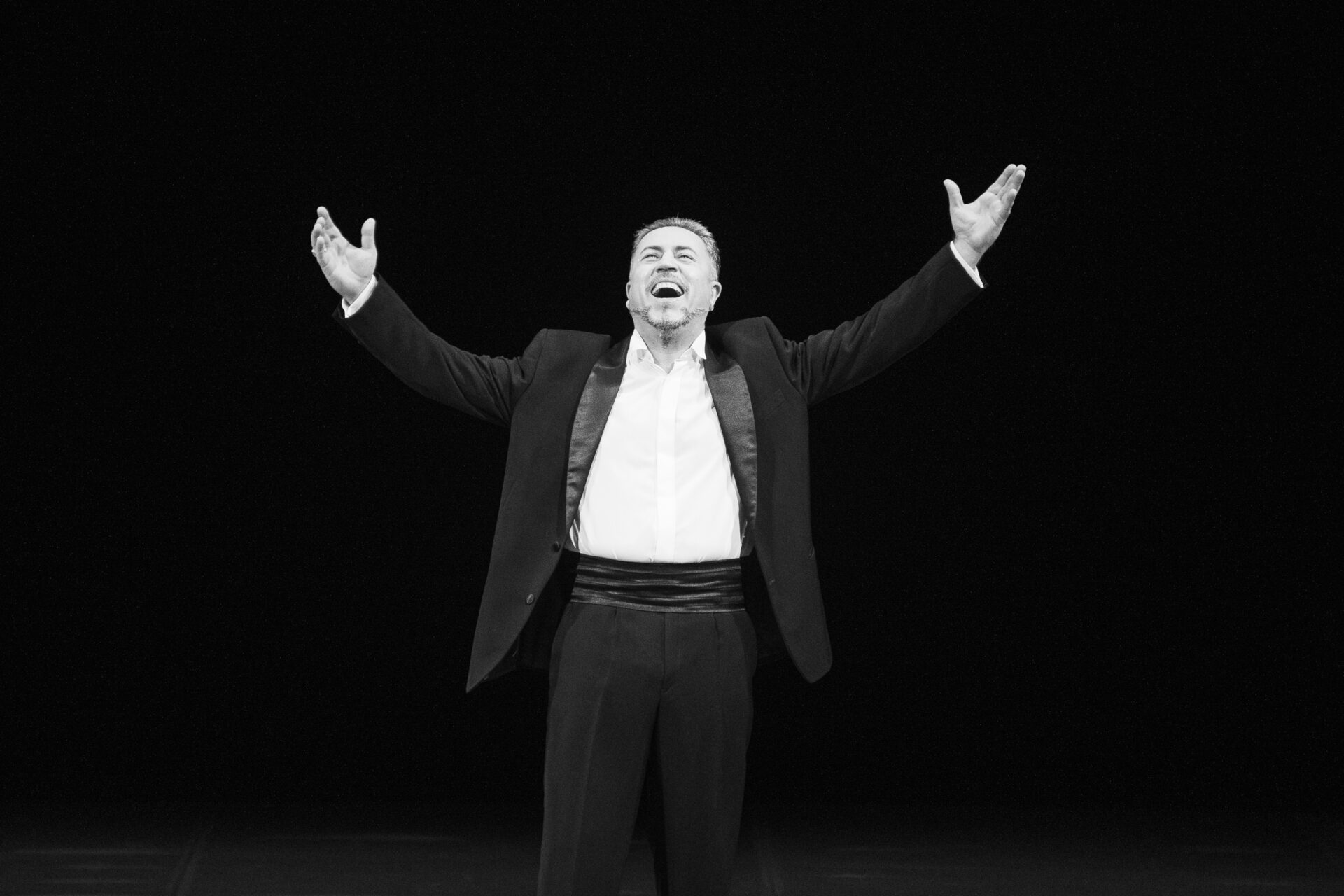 Сольный концерт Гарри Агаджаняна