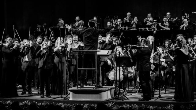 Дягилев+. Концерт оркестра musicAeterna. Трансляция из Пермского театра оперы и балета