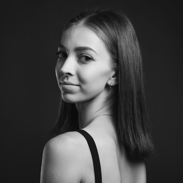 Полина Суранова